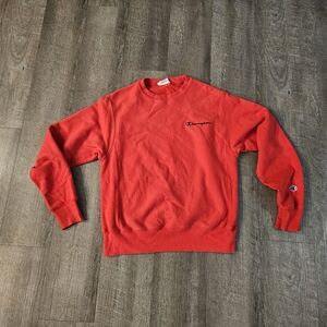 CHAMPION RED REVERSE WEAVE EMBROIDERED SCRIPT LOGO CREW NECK SWEATSHIRT SZ S